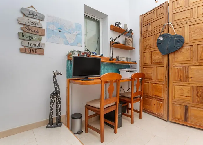 Casa Patas De Patos * La Sabinita