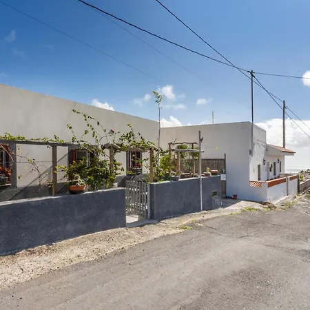 Casa Patas De Patos * La Sabinita