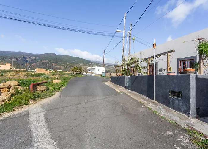 Casa Patas De Patos * La Sabinita